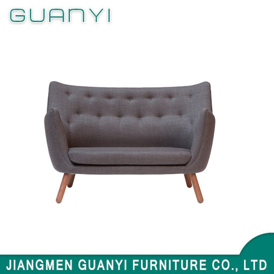 Muebles magníficos modernos para el hogar sofá marrón elegante sofá con la pierna de madera para la sala de estar